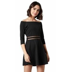 Lulu’s black mesh waist skater mini dress in size small